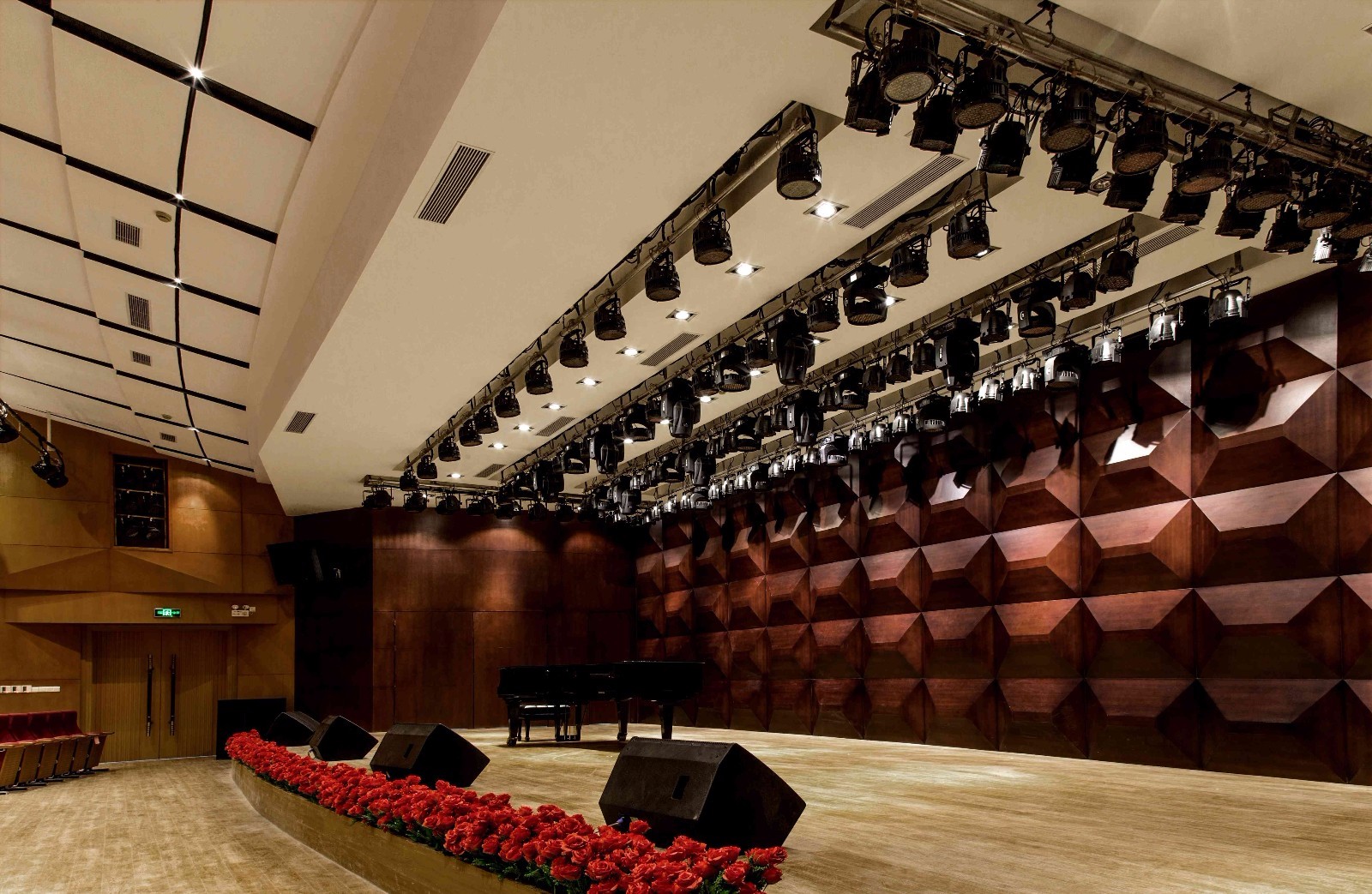 中山大學(xué)南方學(xué)院音樂大樓(圖7)